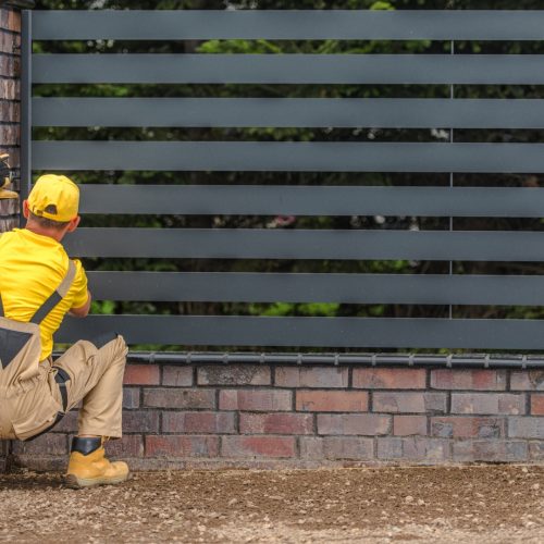 fence worker